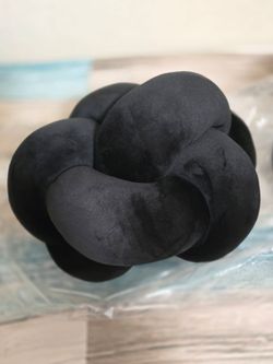 BRAND NEW Room Essentials Knotted Throw Pillows