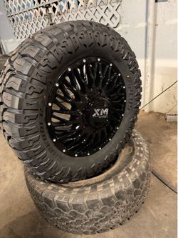 20s Dually wheels brand new with brand new tires