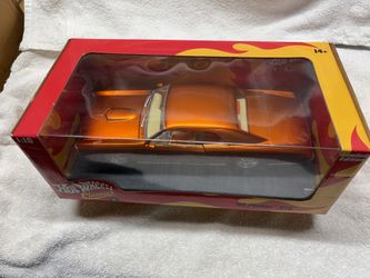 Collectible 1:18 '66 Pontiac GTO Hot Wheels Classics by Mattel