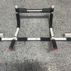 Perfect Gym Pull Up Bar