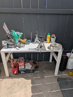 White work bench/table