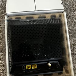 NETGEAR Cable Modem Wi-Fi Router Combo