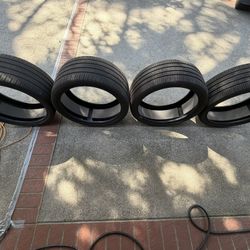 Pirelli Tires 75% Tread 235/35/20 (2) 275/30/20 (2)