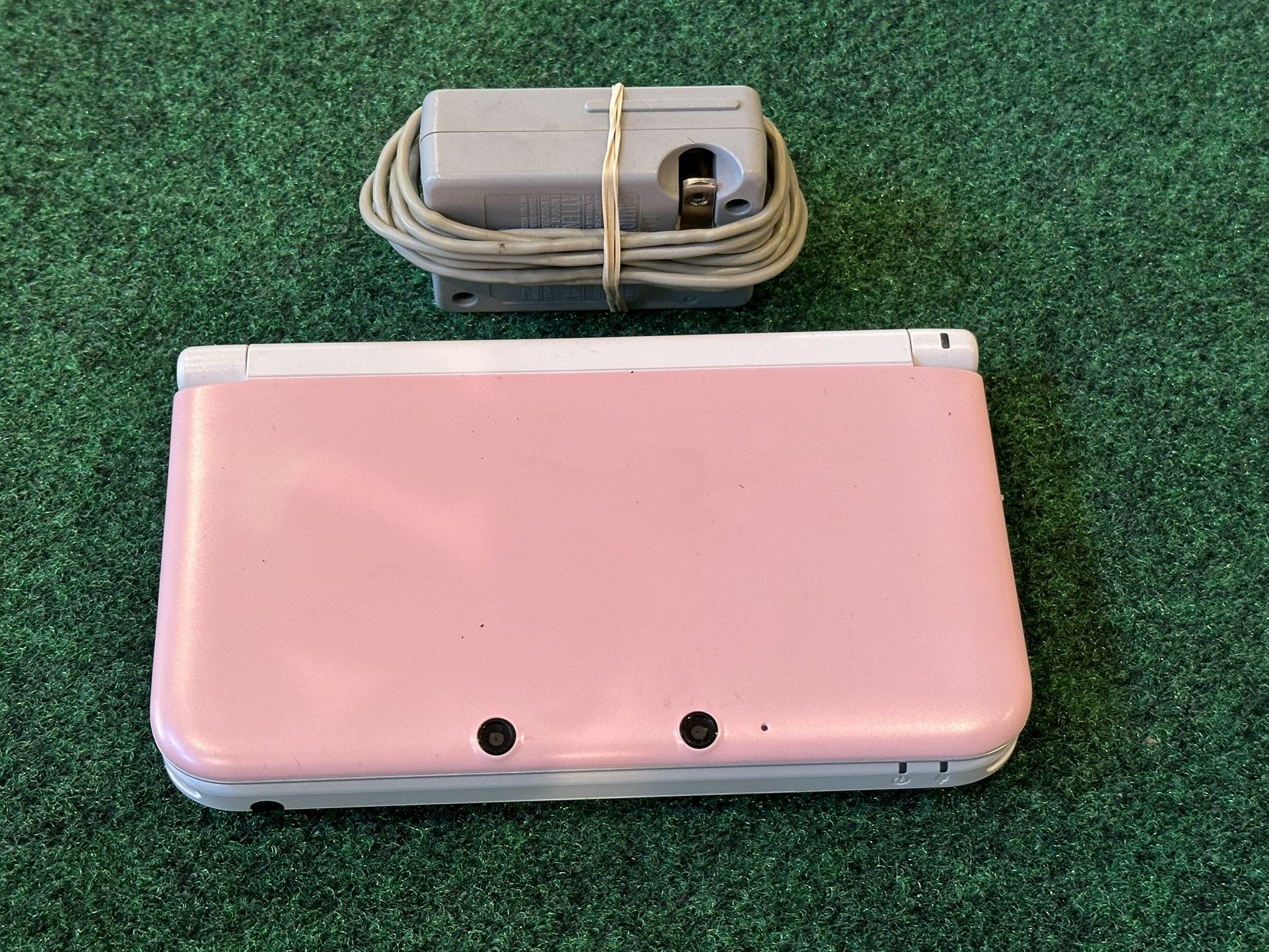 Nintendo 3DS LL XL Handheld Game Console Pink/White (Japanese Version)