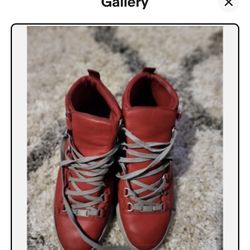 $150 Obo Size 9 1/2-10