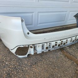 2014 - 2019 Toyota Highlander Rear Bumper Cover Oem