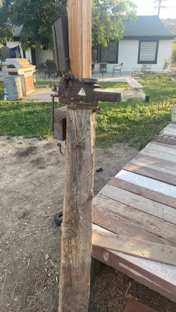 16” Vice With Stand