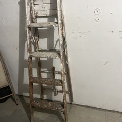 Wooden Ladder For Sale Best Condition