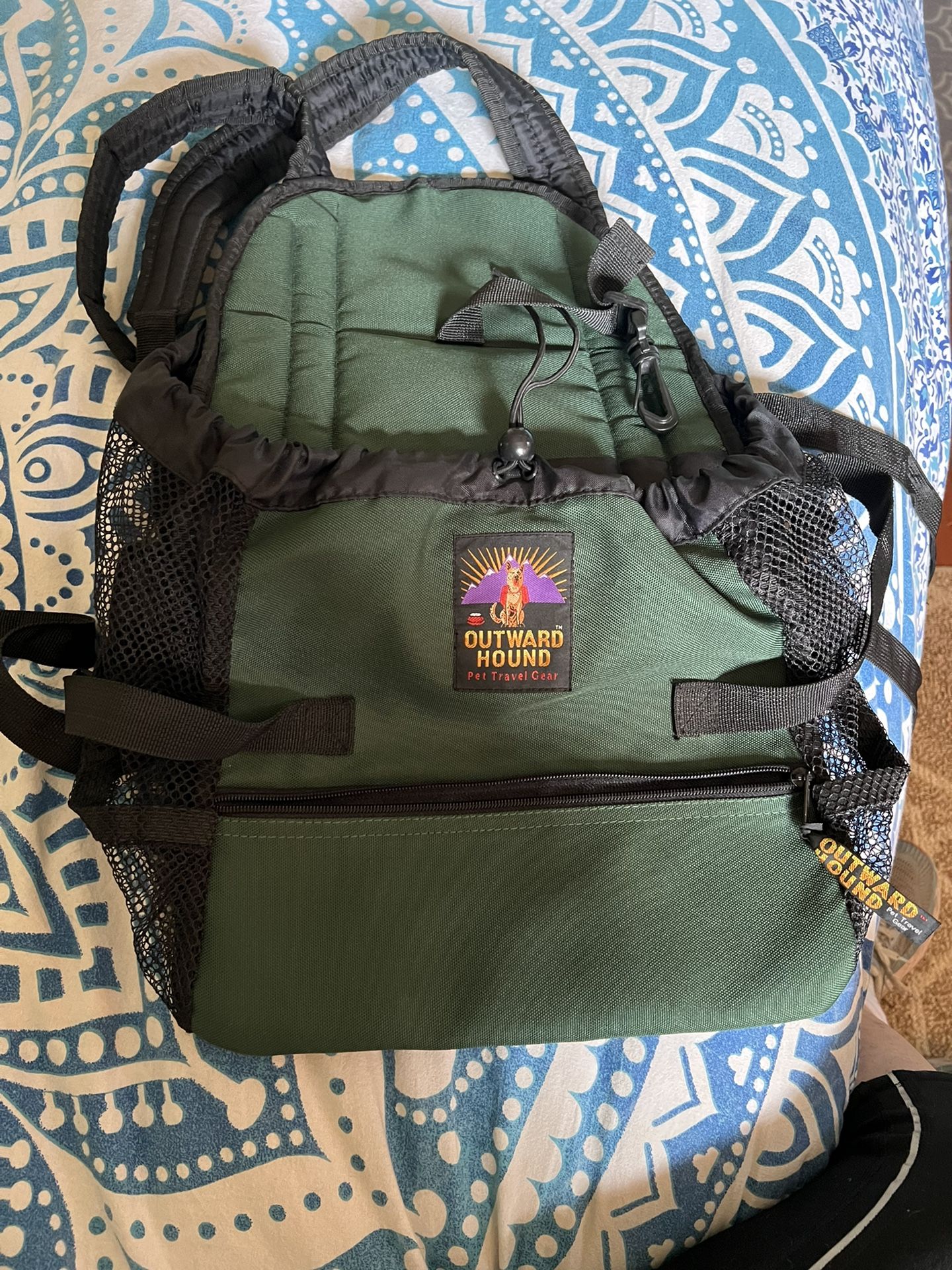 Outward Hound Pet travel gear