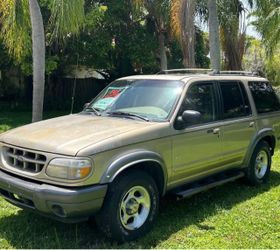 2000 Ford Explorer