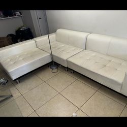 White leather 3 Piece Sectional with 1 end and coffee table