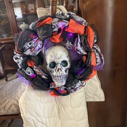 Skull Head Wreath