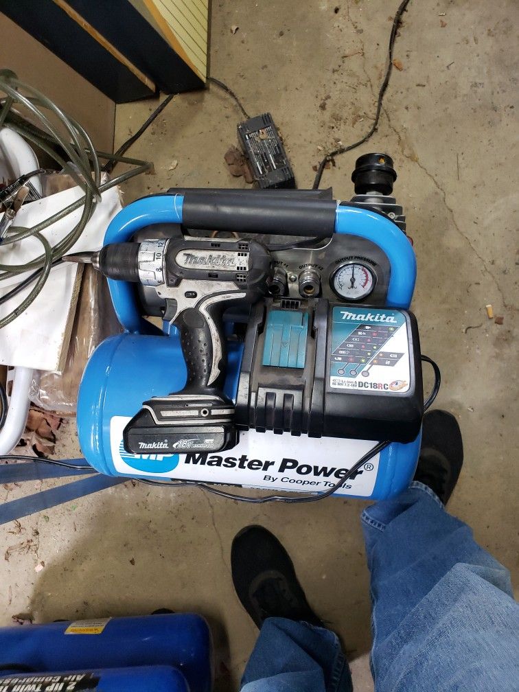 Makita Drill 18volt
