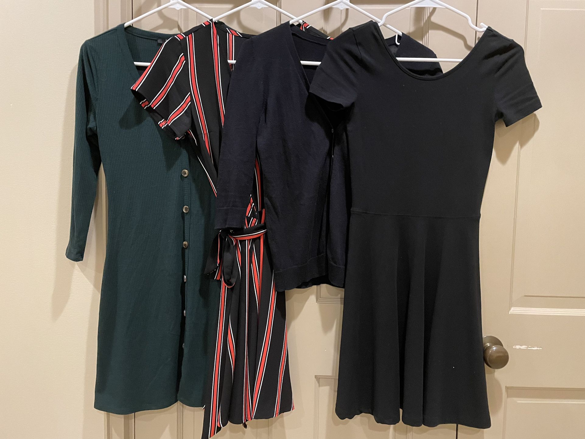 Size Small Casual Dresses And Cardigan