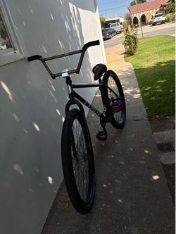 https://offerup.com/redirect/?o=U3RyZWV0LmNv look at description