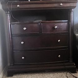 Queen Bedroom set