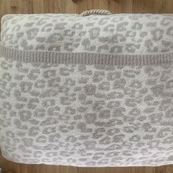 Barefoot Dreams CozyChic Pet Pillow Bed