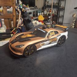 Toy State Road Rippers Come Back Racers 2013 Dodge Viper Gold, Motorized Forward & Reverse Movement W/Lights & Sounds 12.5L X 5W