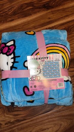 Hello Kitty Queen size blanket $25