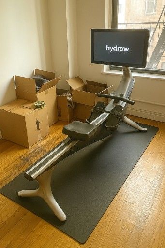 Hydrow Rower – Touchscreen – Excellent Condition