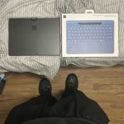 Microsoft Surface Pro 11 Copilot + PC Snapdragon X Elite Processor 