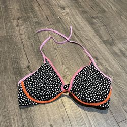 NWOT VICTORIAS SECRET BIKINI TOP