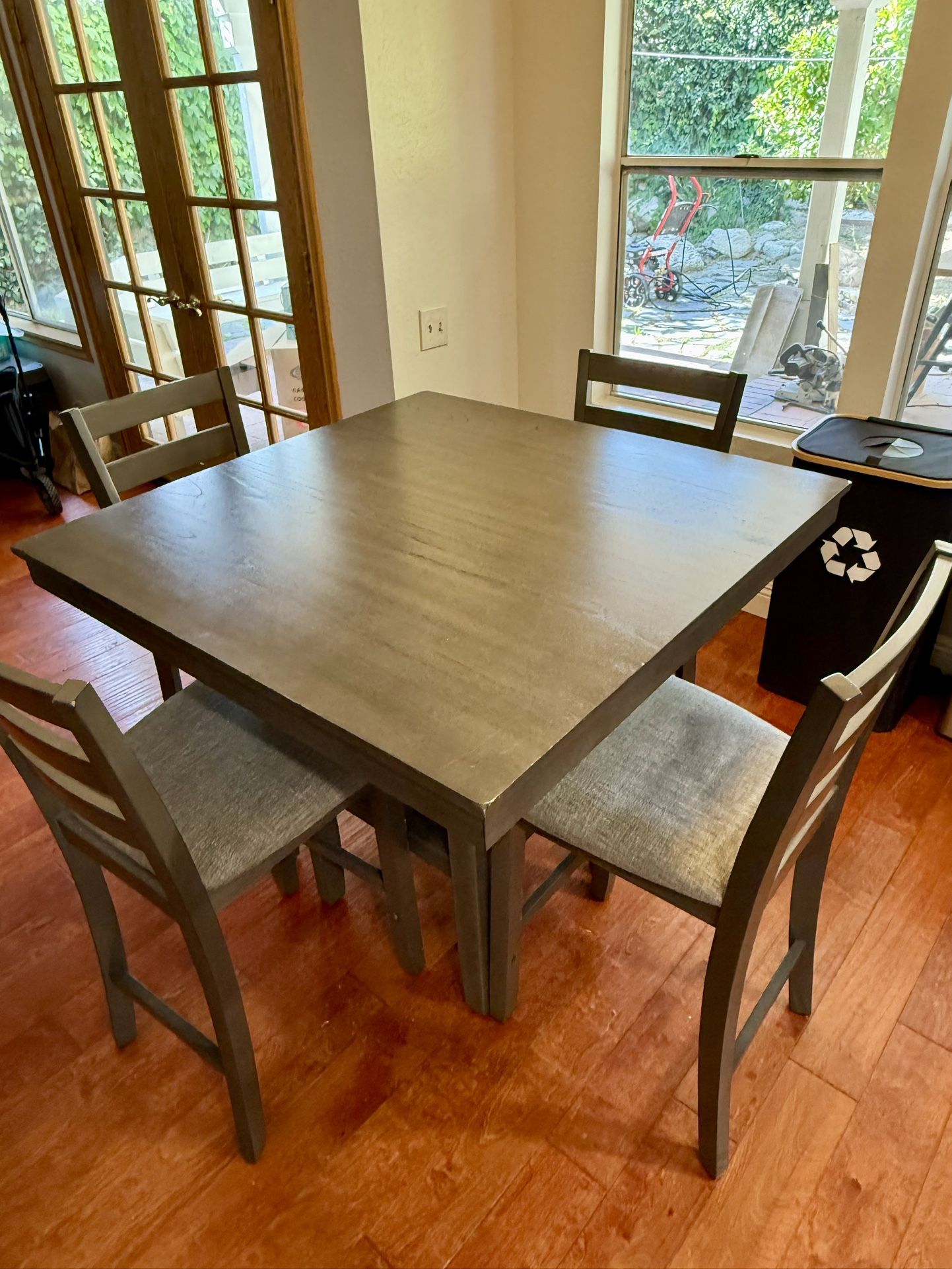 Living Spaces Dining Table + 4 Chairs