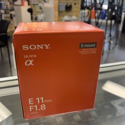 Sony 11 1.8 APS C