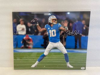 Justin Herbert Autographed Los Angeles Chargers 11x14 Signed Photo With ACA-COA