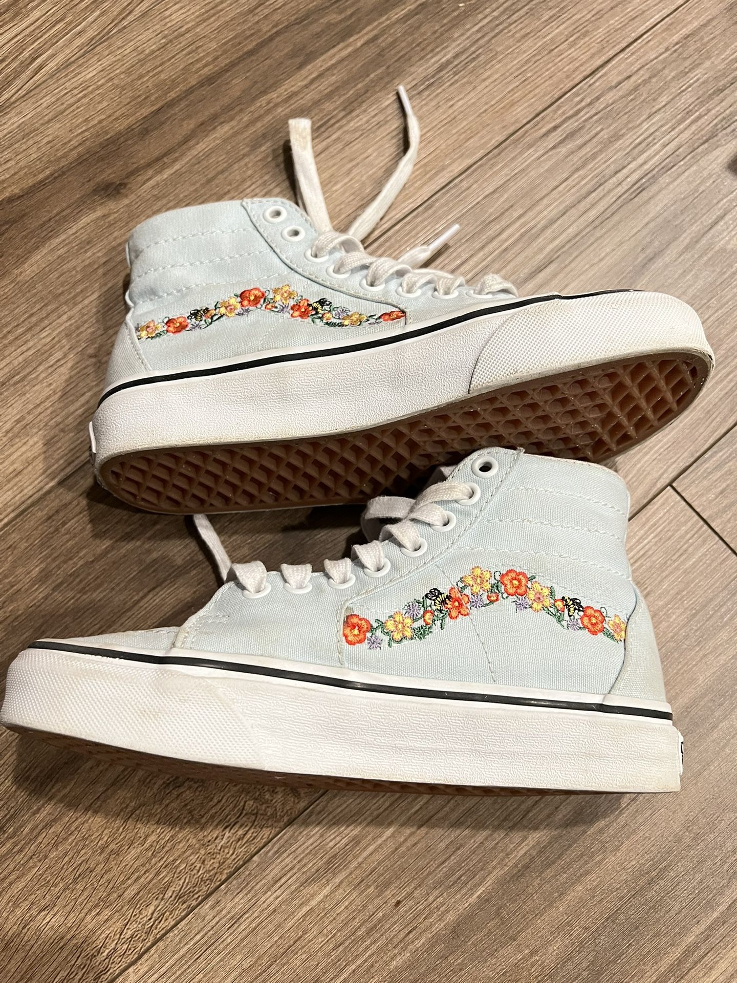 Vans Sk8-Hi Tapered Skate Shoe - Delicate Blue / Floral Embroidery