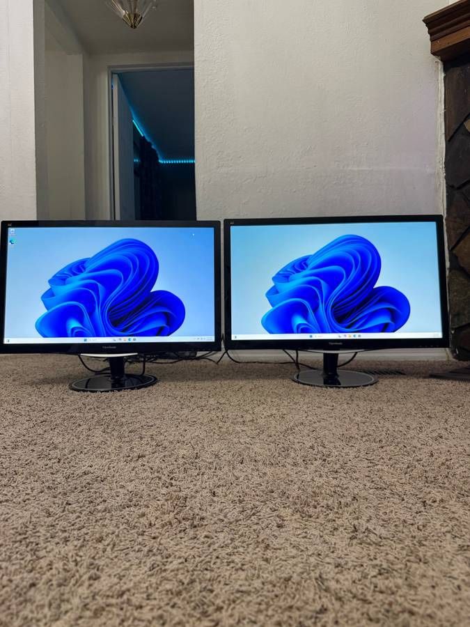 27” Viewsonic LCD Monitor