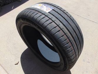 4 New 275 45 20 Michelin Pilot Sport EV Tires 110Y TESLA Date 2023