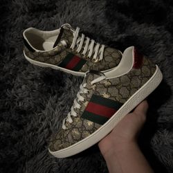 Gucci Ace GG Supreme Men's Sneakers Beige Logo Red Green Stripe Low Top