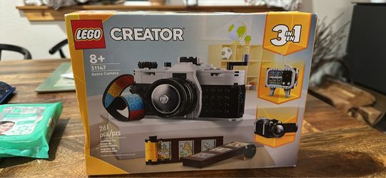 LEGO Creator 3-in-1 Retro Camera 31147
