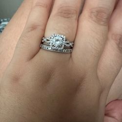 White Gold Engagement Ring. 