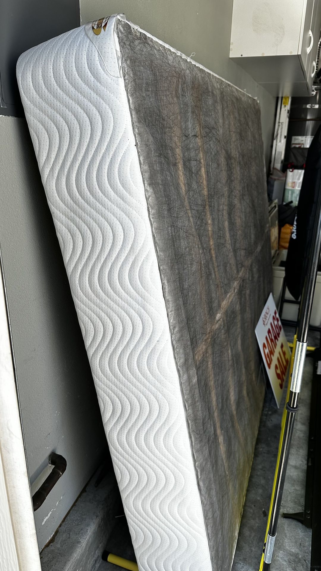 Free Queen Box Spring And Frame