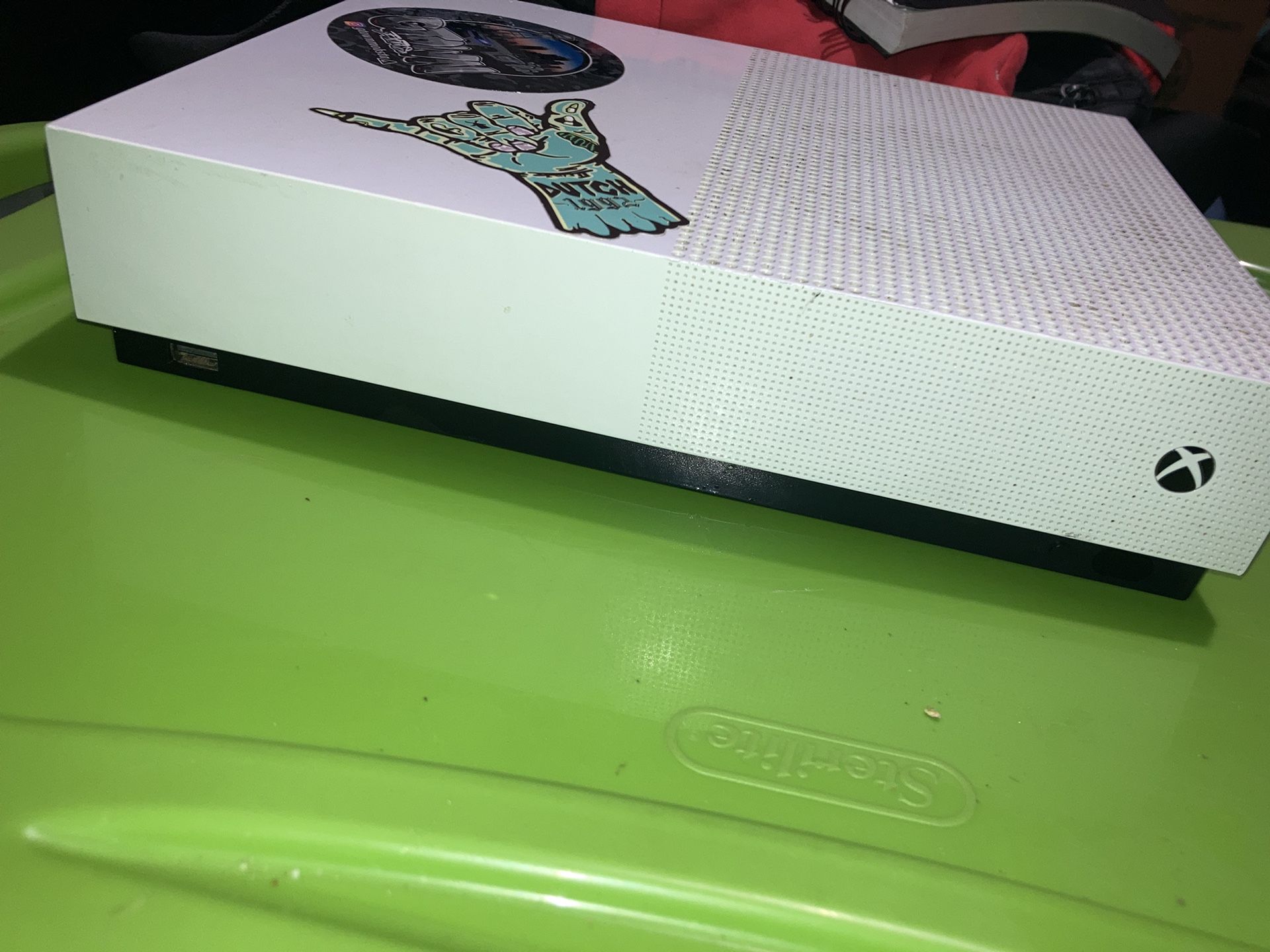 New Xbox 1S