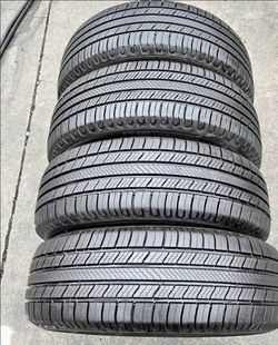 🎃 225 60 18 Michelin Tires Con 80% de Vida Las 4