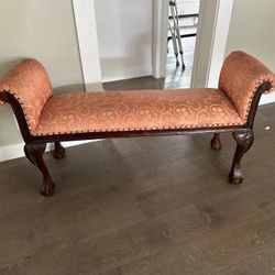 Settee Double Arm Claw Feet With Tuffeted Jackard Upholstery