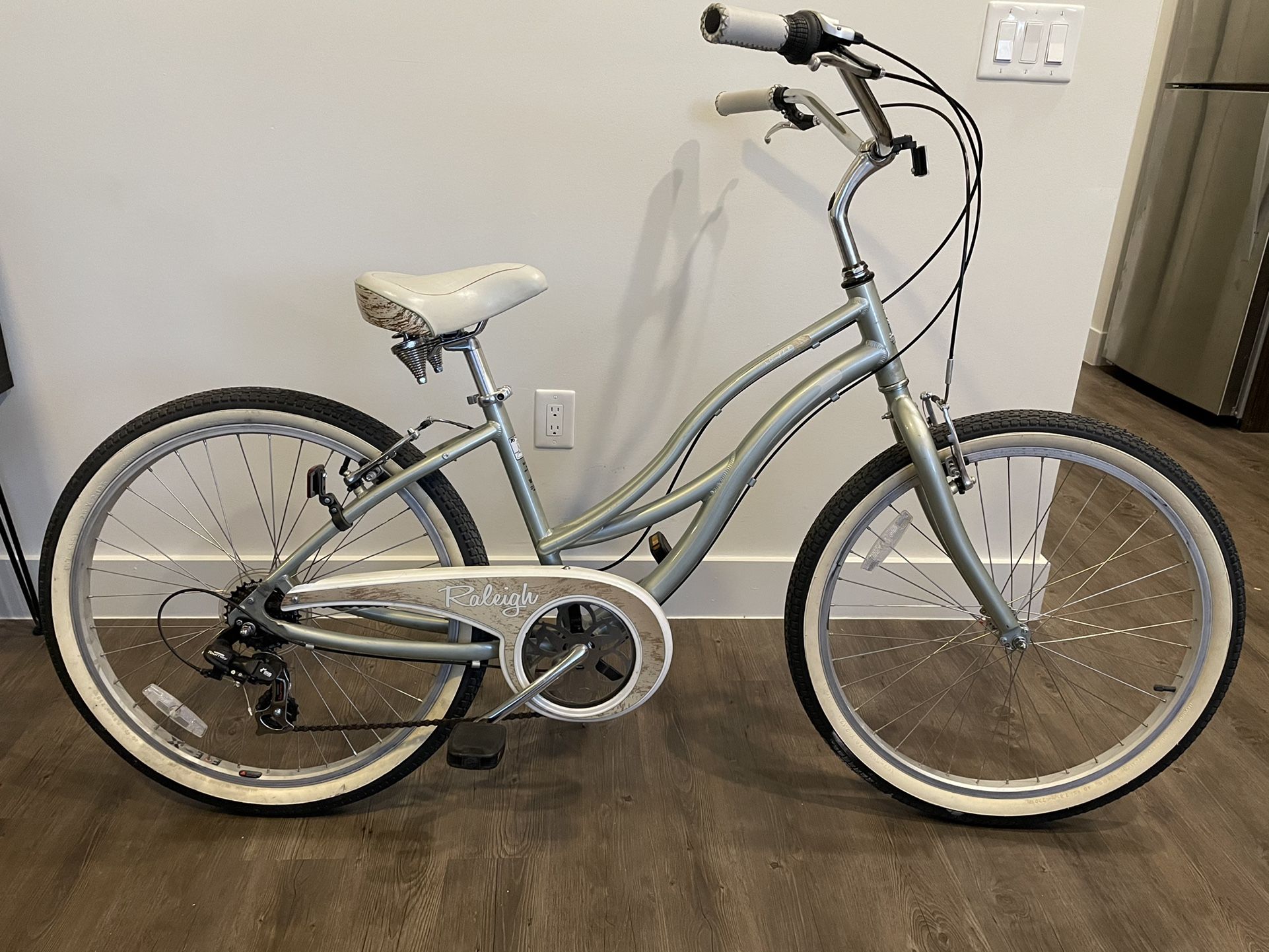 raleigh retroglide cruiser