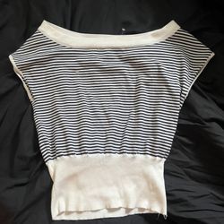 Forever 21 Sweater Top 