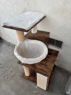 Multi-Level Wooden Cat Tree with Scratching Posts