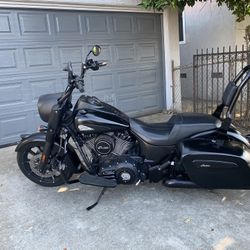 2020 Indian Springfield Dark Horse