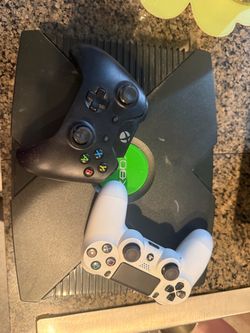 Original Xbox Console with Two Controllers