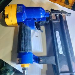 WEN 61720 18-Gauge Pneumatic Brad Nailer,
