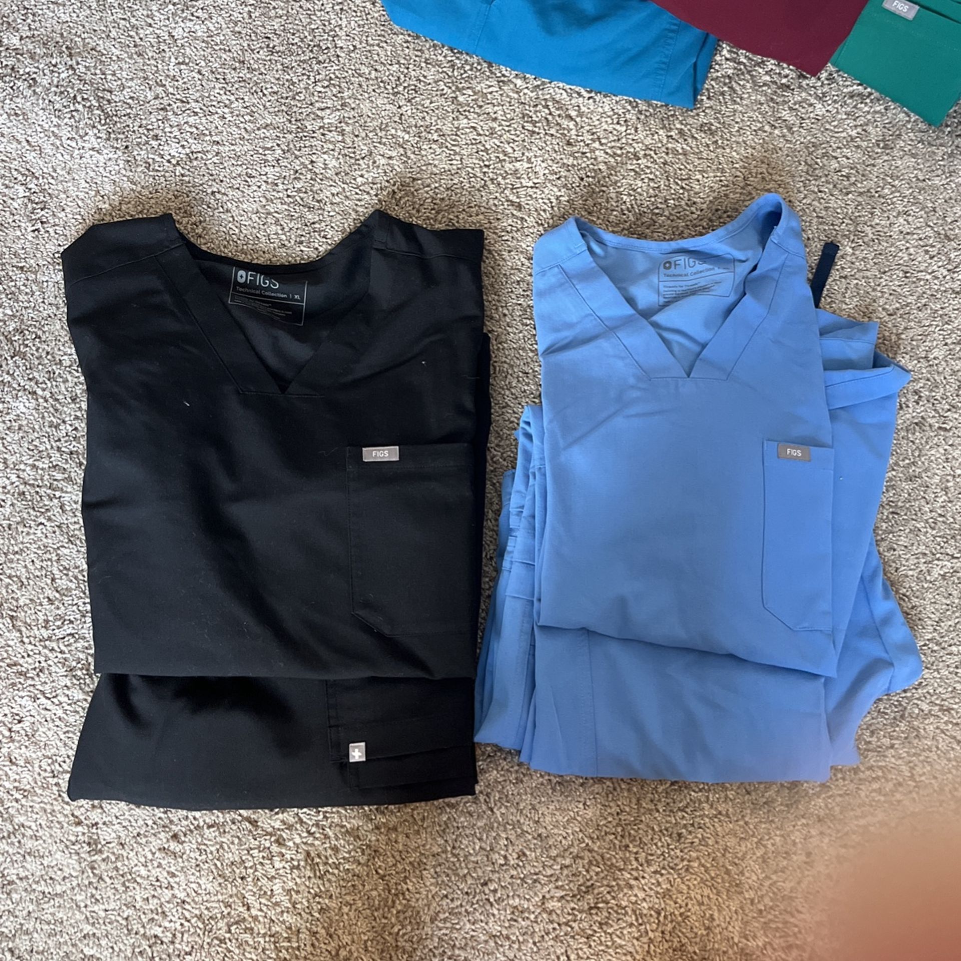 XL Figs Scrubs