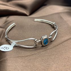 Sterling Silver Turquoise Bracelet 