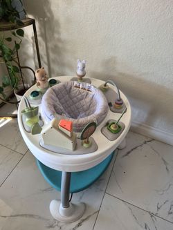 Baby bouncer