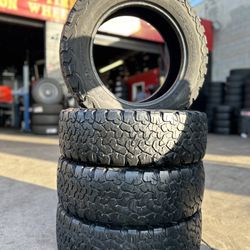 Vendo Set De Llantas LT225/65R17 Marca BFGOODRICH 