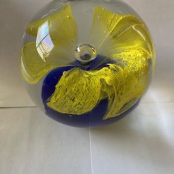 Vintage Hand-Blown Art Glass Paperweight – Yellow Flower Design